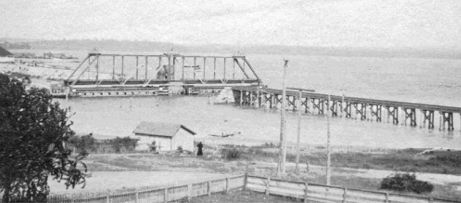 Charlevoix swing bridge